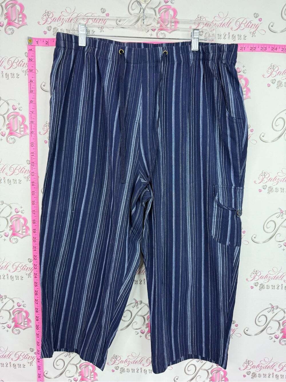 Alia capri pants stripes Navy Blue Striped Capris